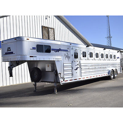 2009 Platinum Coach 8 Horse Trailer with Dressing Room & Collapsible Rear Tack