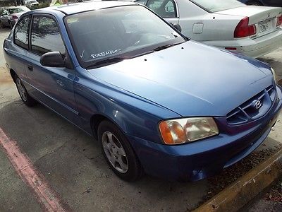 Hyundai : Accent 2000 hyundai accent gl blue 2 door with hatchback 5 speed