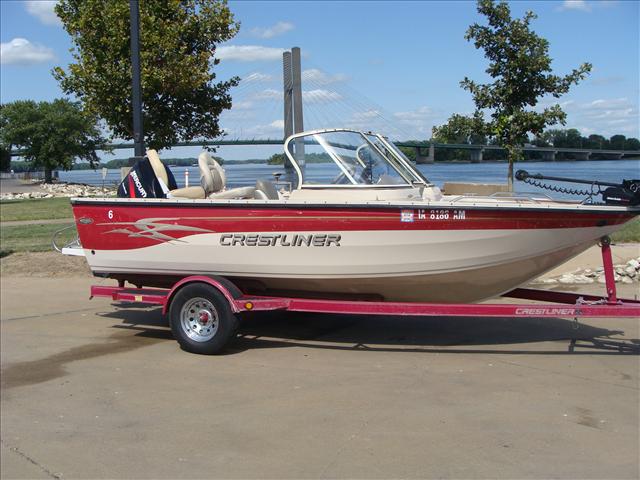 2002 Crestliner Sportfish 1750 O/B