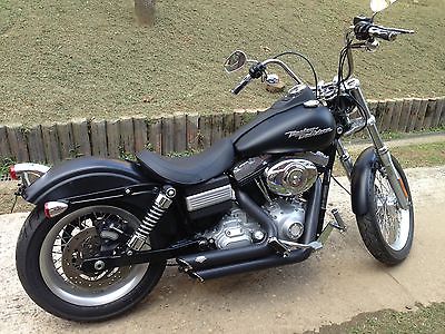 Harley-Davidson : Dyna Harley Davidson Street Bob 2009 **Low Miles**