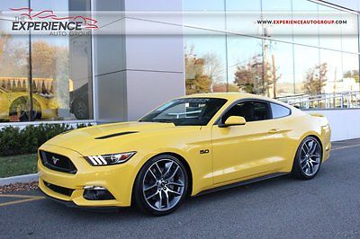 Ford : Mustang GT 5.0 Automatic Select Shift Tri-Coat Paint 3.55 Limited Slip Rear Axle 18 Foundry Black Wheels