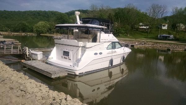 1997 Sea Ray 370 Aft Cabin