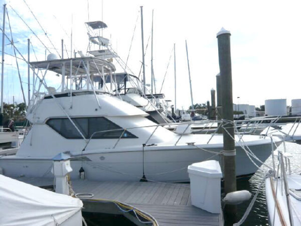 1995 Hatteras 39 Convertible