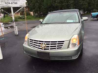 Cadillac : DTS Roadster Edition with Gold Accents! 2006 cadillac dts base sedan 4 door 4.6 l
