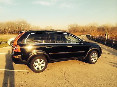 Volvo : XC90 2.5T Sport Utility 4D SUV runs great, AWD is great in the snow. Need to sell because of move to city.