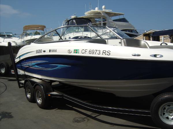 2008 Yamaha Sport Boat SX210