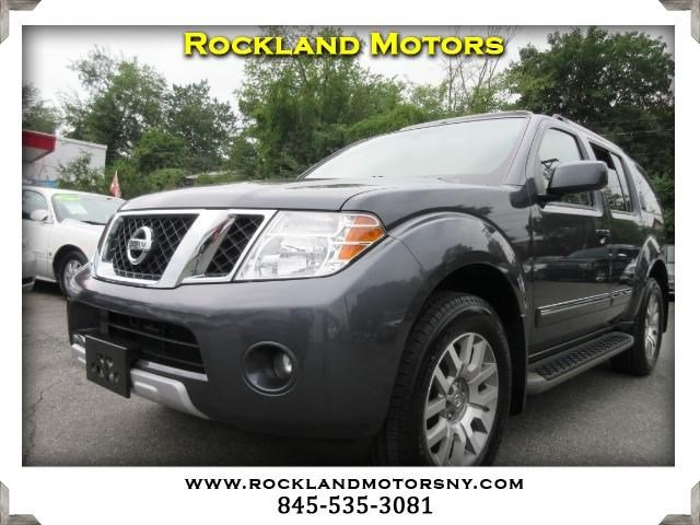 2012 NISSAN Pathfinder 4x4 LE 4dr SUV