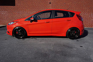 Ford : Fiesta ST 2015 ford fiesta st show car only 3 100 miles brand new in every way