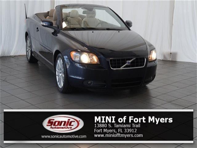 2008 VOLVO C70 T5 2 dr Convertible