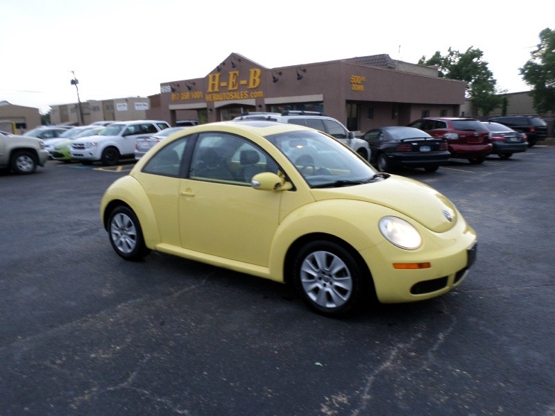 2008 Volkswagen New Beetle Coupe 2dr Auto S 500.00 total down