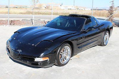 Chevrolet : Corvette Coupe 2004 chevrolet corvette coupe damaged rebuilder salvage priced to sell nice unit
