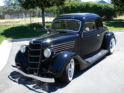 Ford : Other Nice stainless and chrome Nice nostalgic looking 5 window coupe,