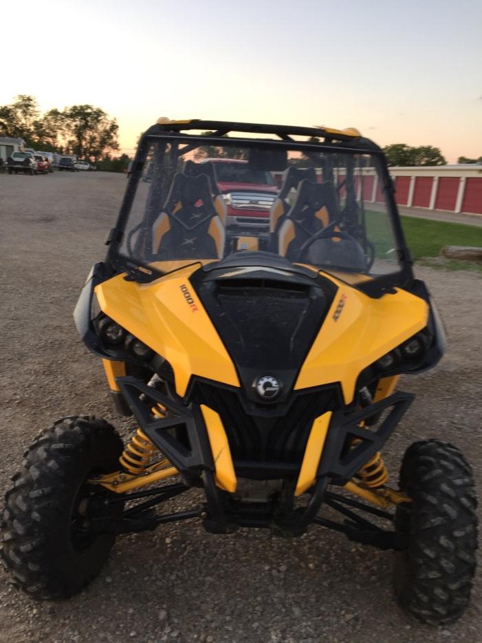 2014 Can-Am Maverick Max