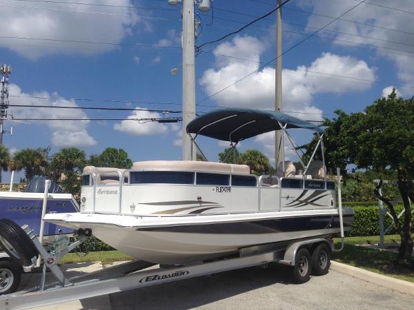 2014 Hurricane 236 Hybrid