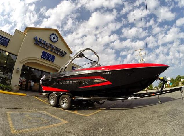 2015 Malibu Boats LLC 22MXZ