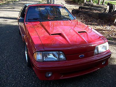 Ford : Mustang GT Mustang GT with rare factory t-top