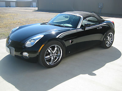 Pontiac : Solstice Limited Edition 2006 pontiac solstice roadster convertible 2 door 2.4 l limited edition very nice