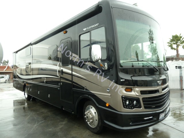 2017 Fleetwood Bounder 36H