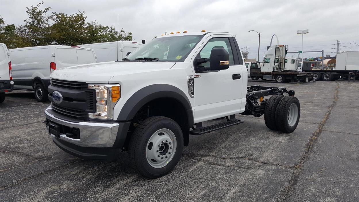 2017 Ford F450 Xl Sd  Cab Chassis