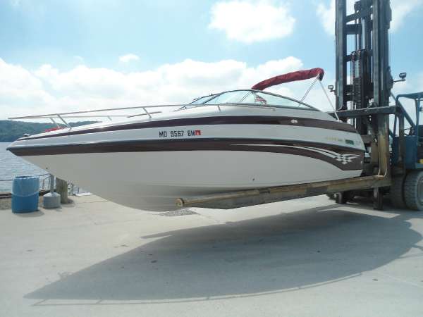 2002 Crownline 230 CR