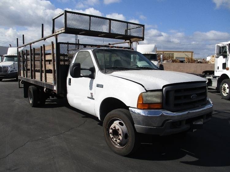2001 Ford F550  Flatbed Truck