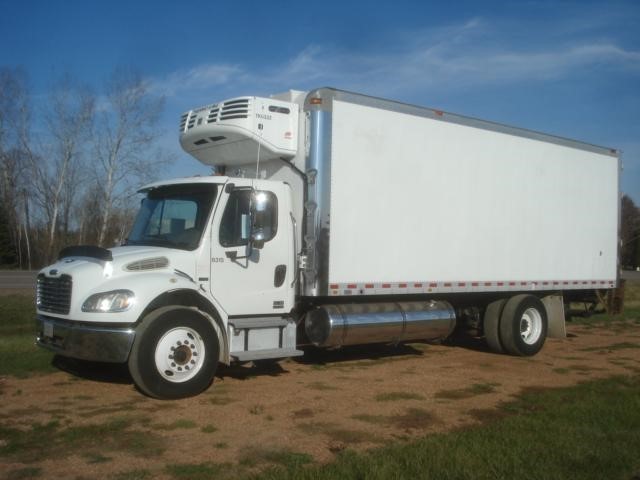 2006 Freightliner Business Class M2 106  Refrigerated Truck