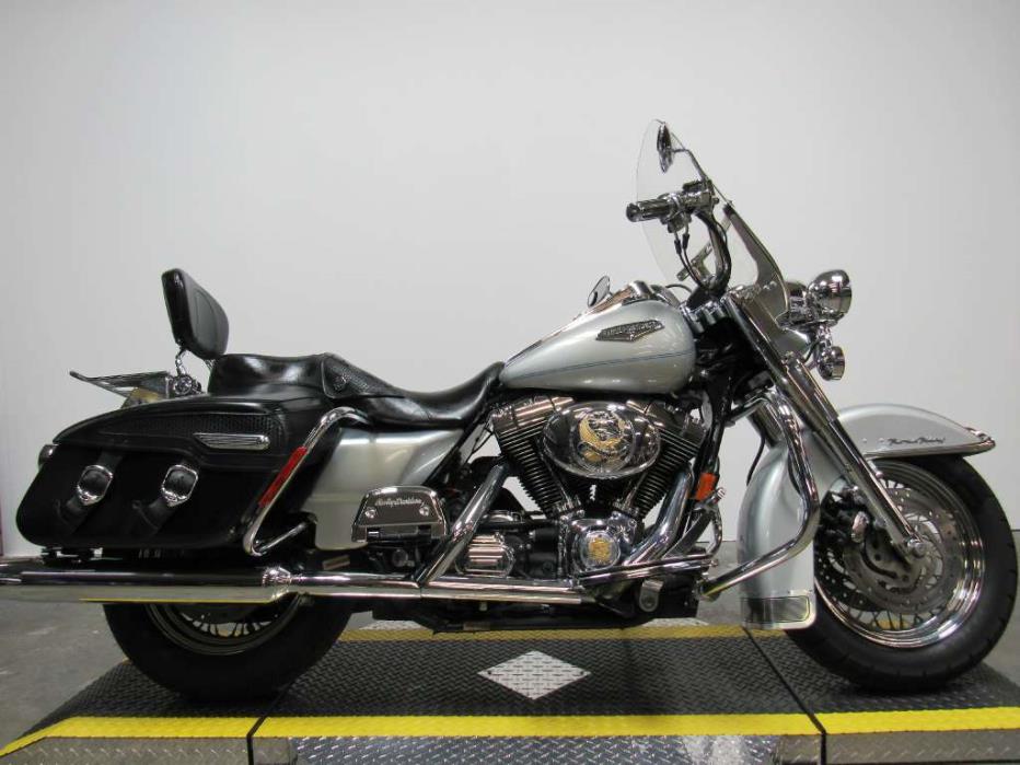 2011 Harley-Davidson Sportster 883 SuperLow
