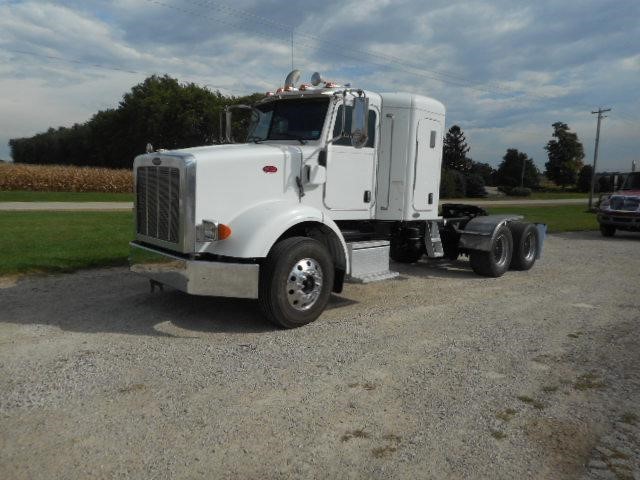 2009 Peterbilt 378  Conventional - Sleeper Truck