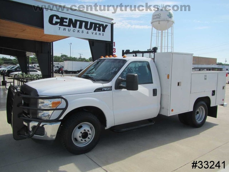 2011 Ford F350 Drw  Contractor Truck