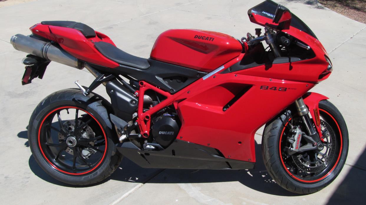 2013 Ducati STREETFIGHTER 848