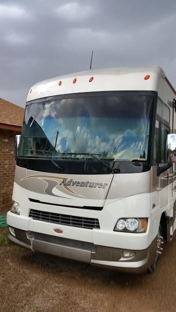 2010 Winnebago ADVENTURER 32H