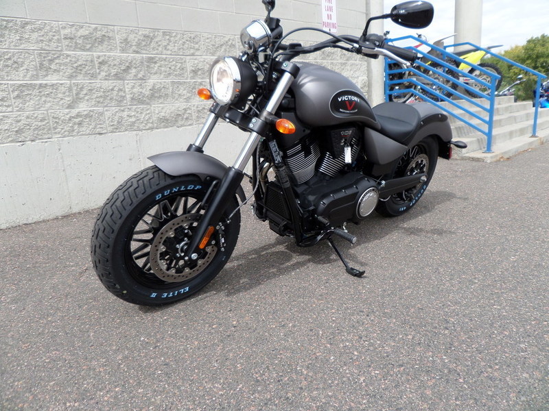 2015 Victory Cross Country 8-Ball Gloss Black