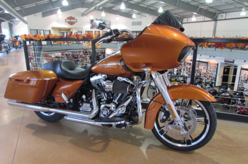 2005 Harley Davidson FLHTCUI Electra Glide Ultra Classic - Payments OK
