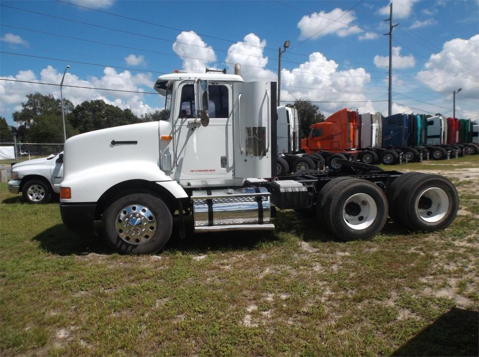 1996 International 9200  Conventional - Day Cab