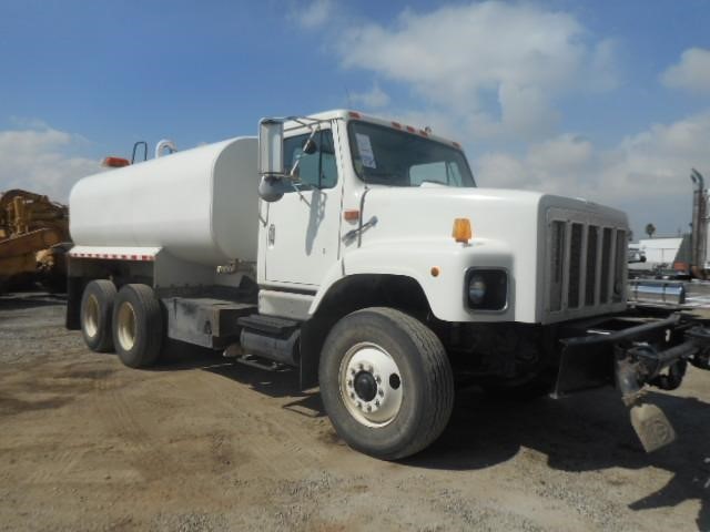 1998 International 2674  Water Truck