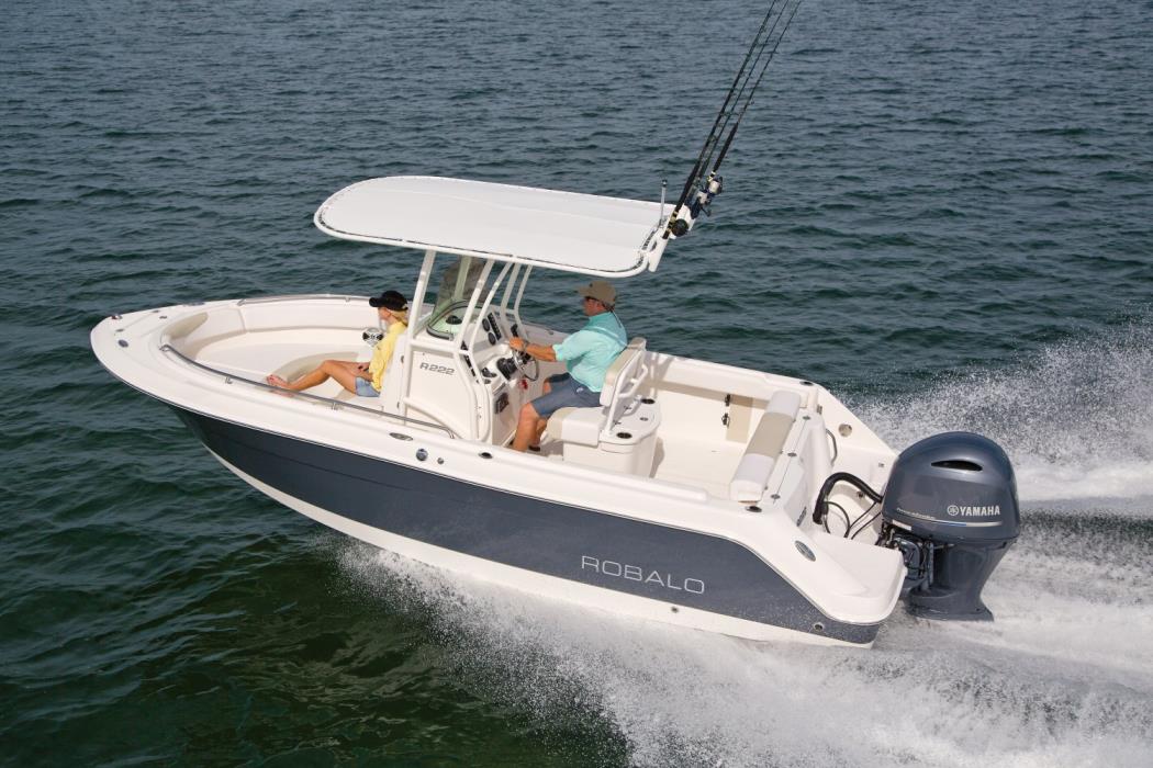 Robalo Center Consoles R222 Boats for sale