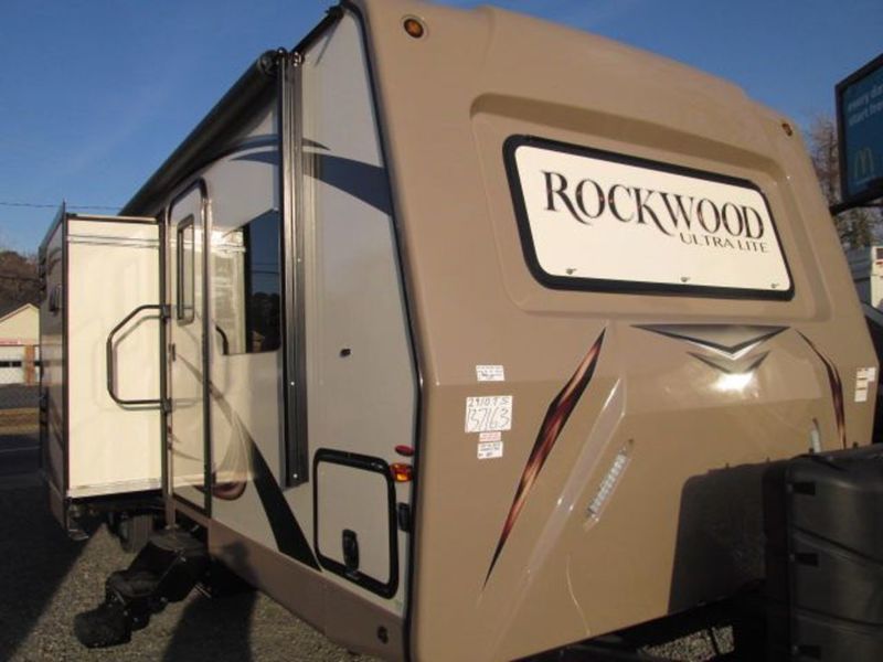2015 Forest River Rockwood Ultra Lite 2910TS