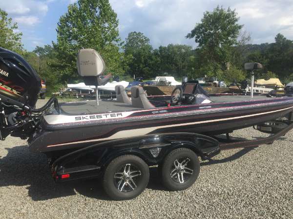 2017 Skeeter LE-FX20