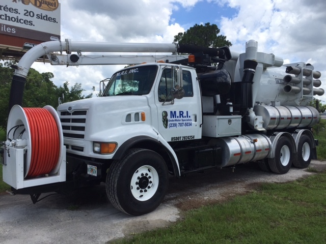 1998 Vactor 2100  Vacuum Truck