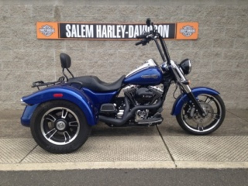 2016 Harley-Davidson FLHR Road King