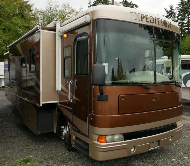 2004 Fleetwood Rv EXPEDITION 38N