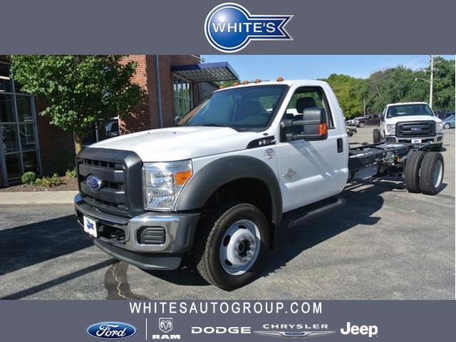 2016 Ford Super Duty F-550 Drw  Cab Chassis