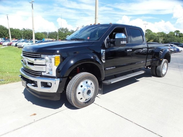 2017 Ford F-450sd  Pickup Truck