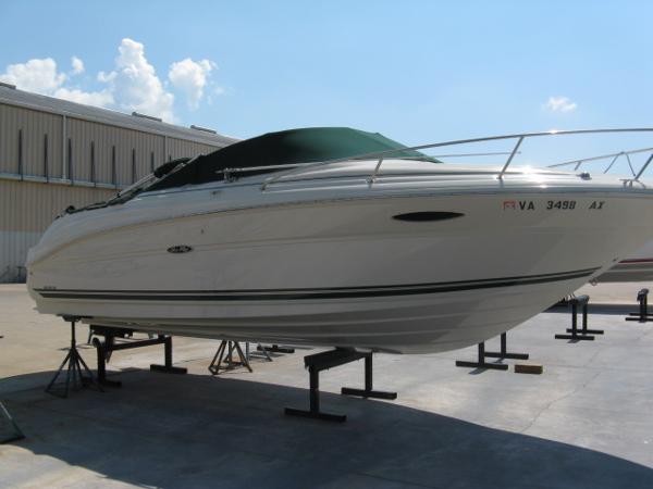 2001 Sea Ray 225 Weekender