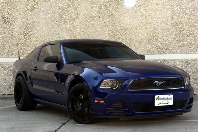 2014 Ford Mustang 1-Owner  Pickup Truck