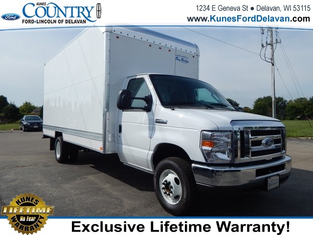 2017 Ford E-450sd  Cab Chassis