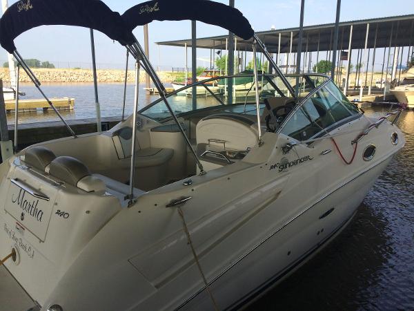 2007 Sea Ray 240 Sundancer