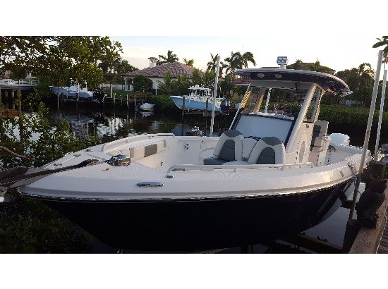 2014 EVERGLADES BOATS 295 Cc