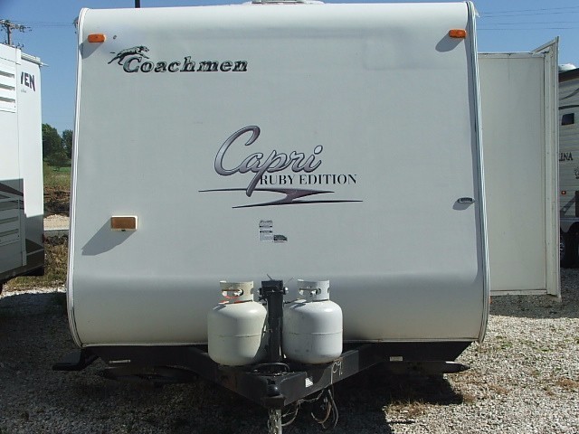 2005 Coachmen Capri 27DS