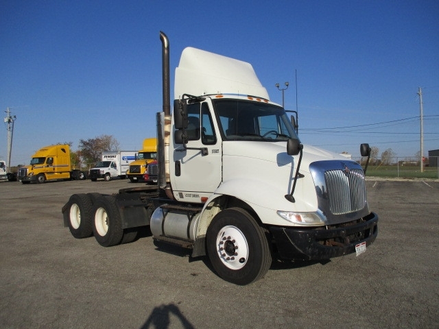 2009 International Transtar 8600  Conventional - Day Cab